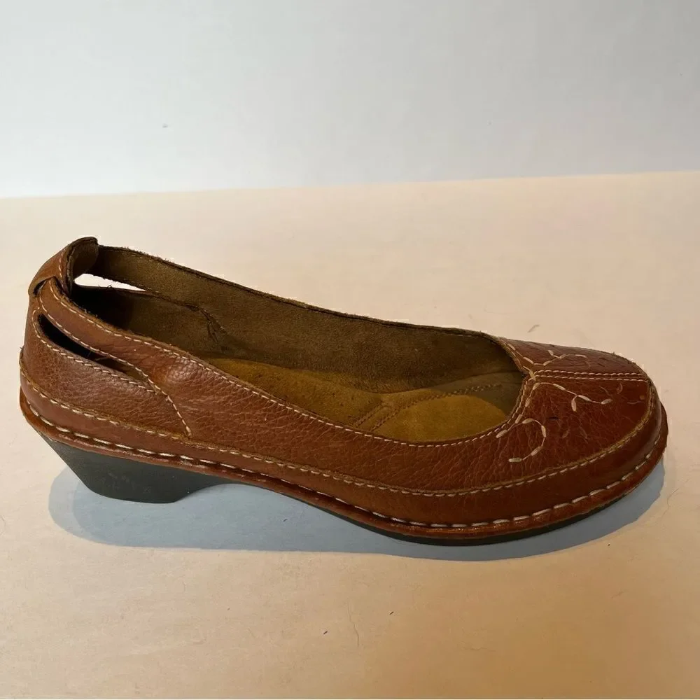 Naturalizer Women's Loafers Shelton Brown Embroidered Leather Size 10M